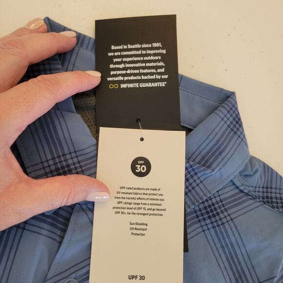 Outdoor Research Astroman Sun Shirt Mens Medium Plaid SS Snap Button Hiking UPF - Picture 9 of 9